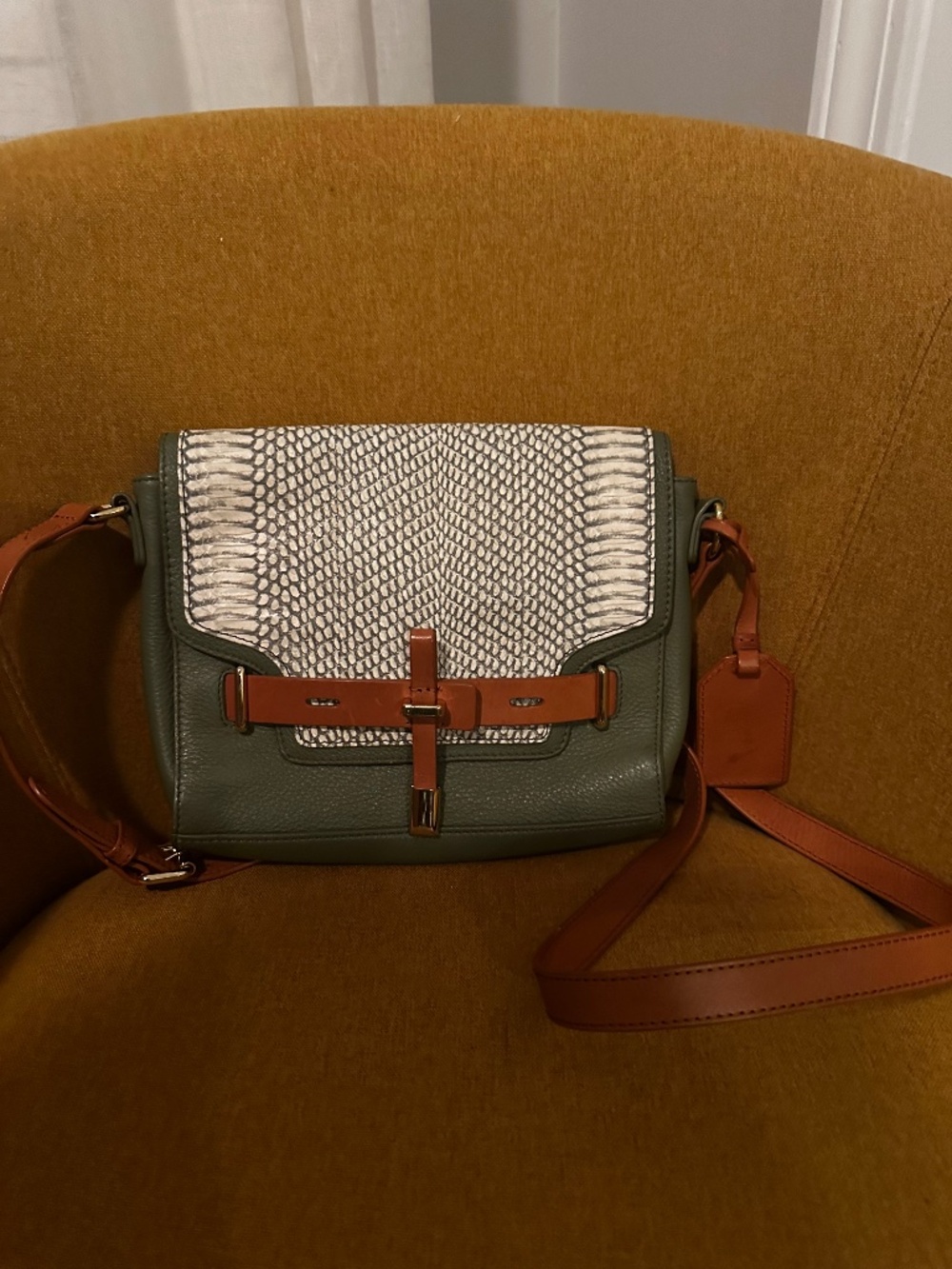 Vince Camuto Crossbody